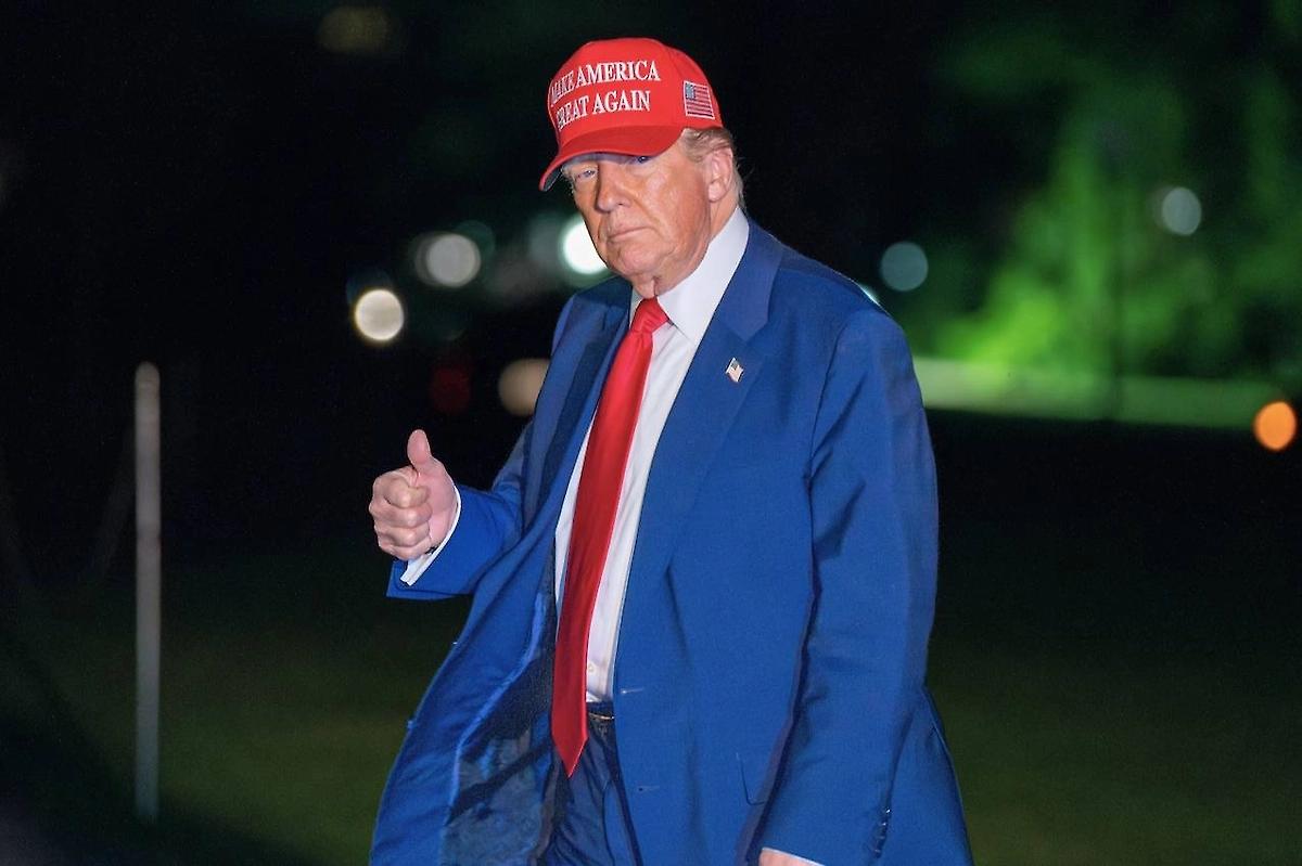 “圣诞节前”：特朗普给基辅设定了通过和平计划的最后期限特朗普给基辅设定了通过和