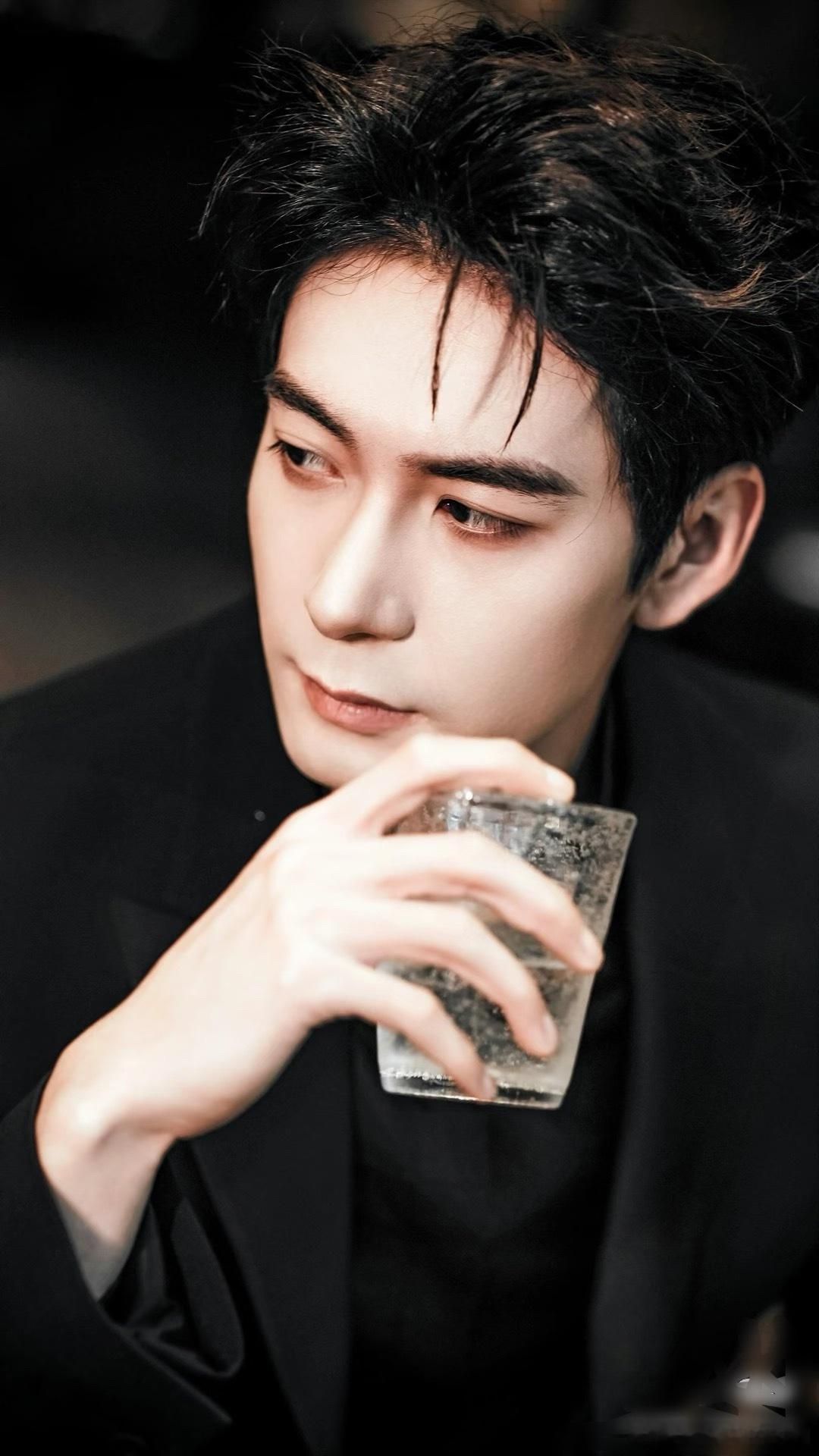 不知道，你发现了没有，陈星旭身上，有一个大问题，估计很难改了，那就是他真的太佛系