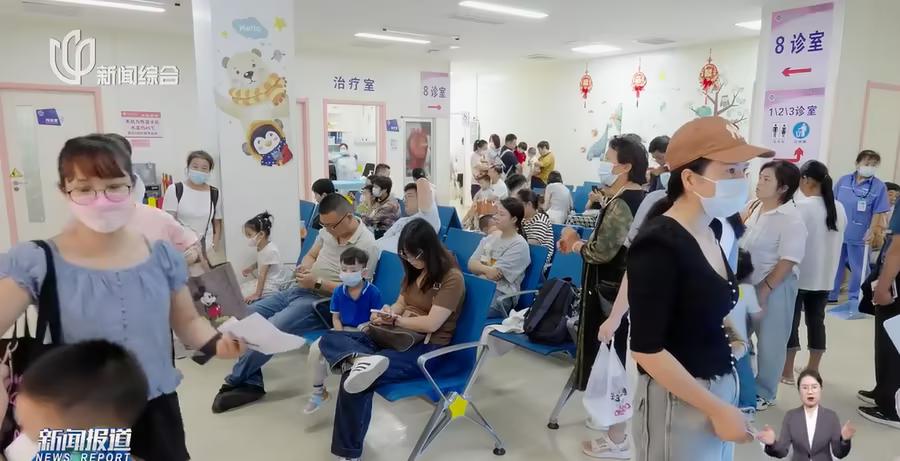 最近呼吸道合胞病毒阳性确诊人数上升，这病毒专门“偷袭”低龄儿童。复旦大学附属儿科