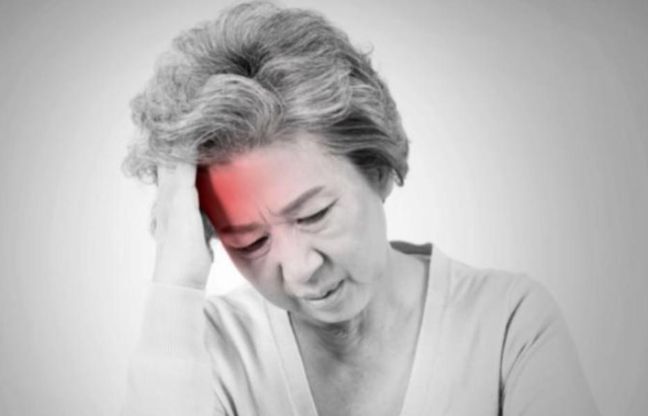 脑梗病人出现这4个情况，必须马上住院，否则生命可能出现危险！脑梗这个病，