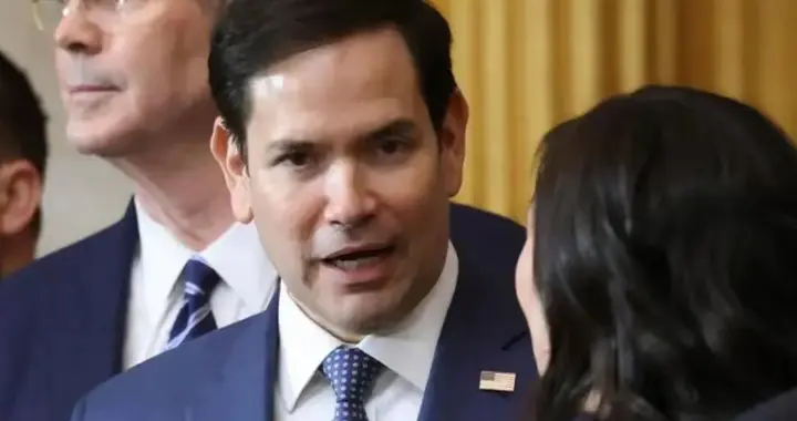 中美博弈升级！中方接手长和港口，鲁比奥24小时紧急发声