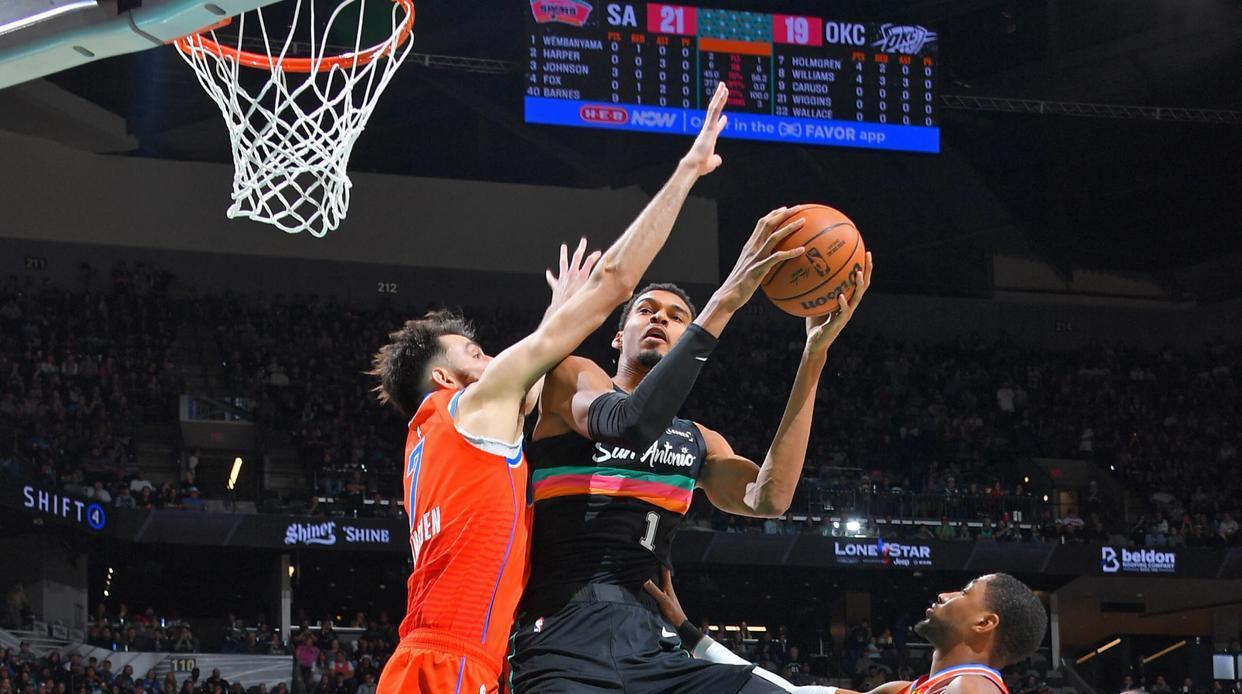 只要裁判判罚尺度一致，雷霆就是普通季后赛球队马刺圣诞大战再胜雷霆，赛季完成三