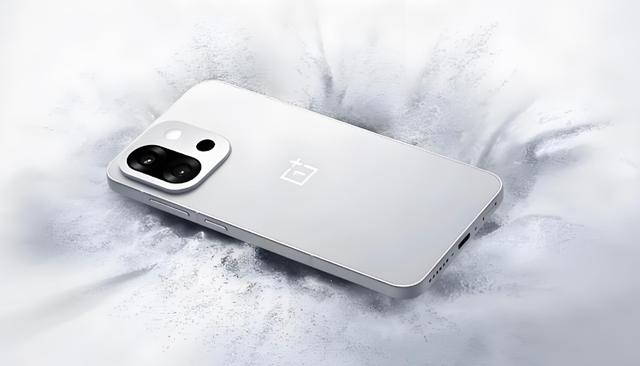 小屏党终于熬出头！一加15T直接掀桌！过去，“屏旗舰”几乎和“妥协”画等号！想