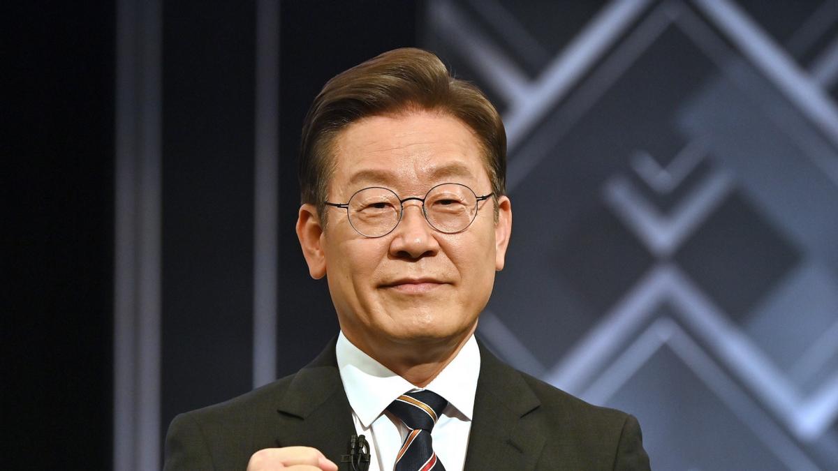 韩国大选白热化，执政党发生内讧，李在明优势扩大，两位劲敌浮现