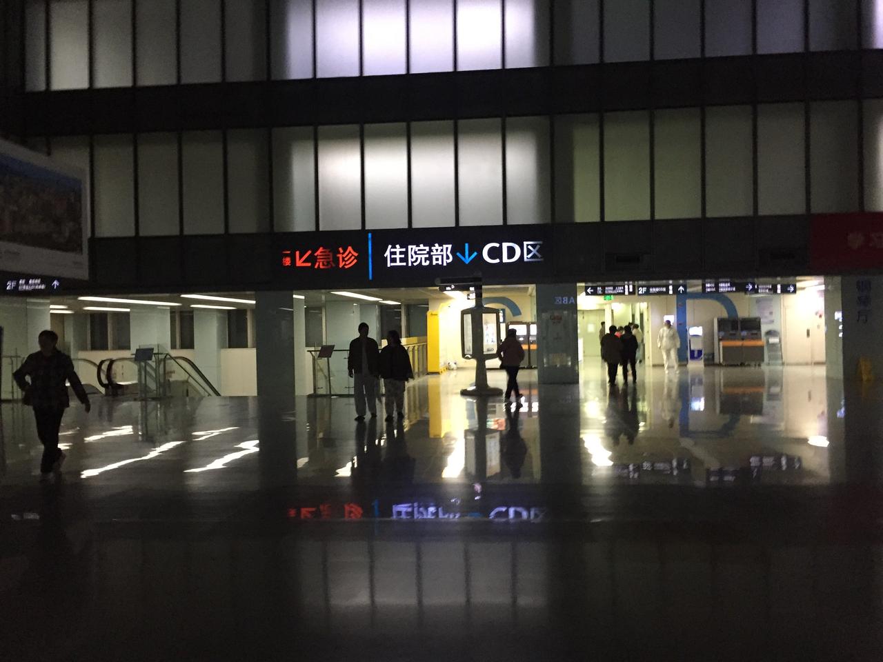 2025年最后一天今天是2025年最后一天了，这一整年来，我家里发生了很多很多很