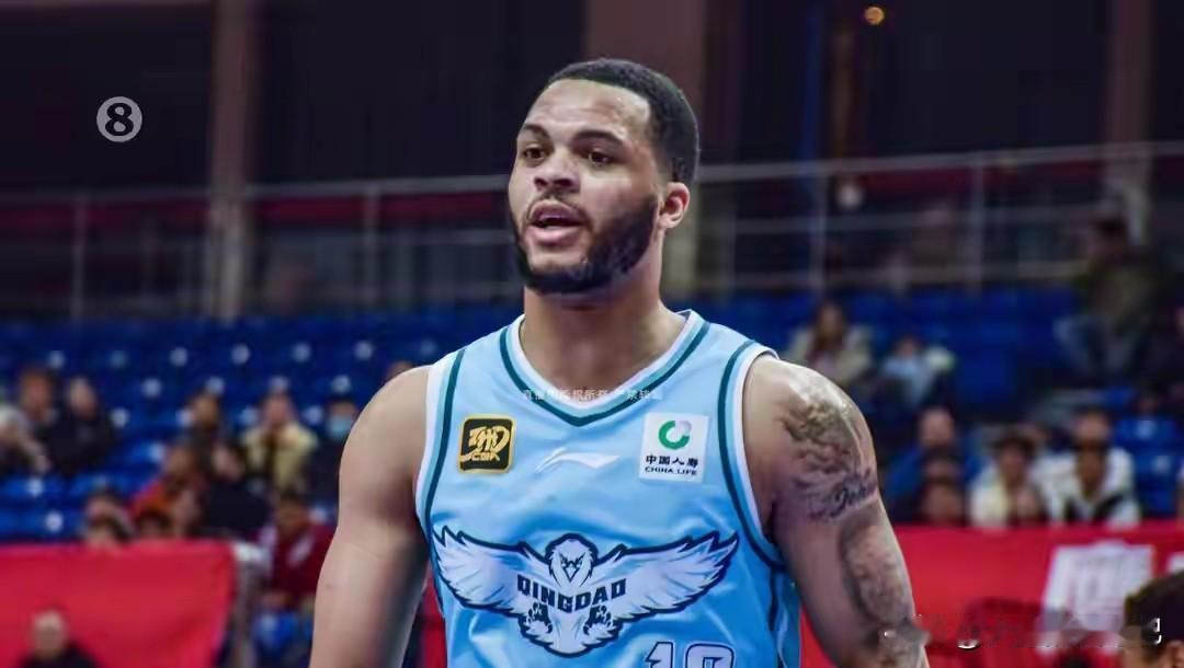 韦斯瑟庞被罚3万，刘维伟也受牵连！在对阵北控的比赛中，青岛外援韦斯瑟庞因不满判