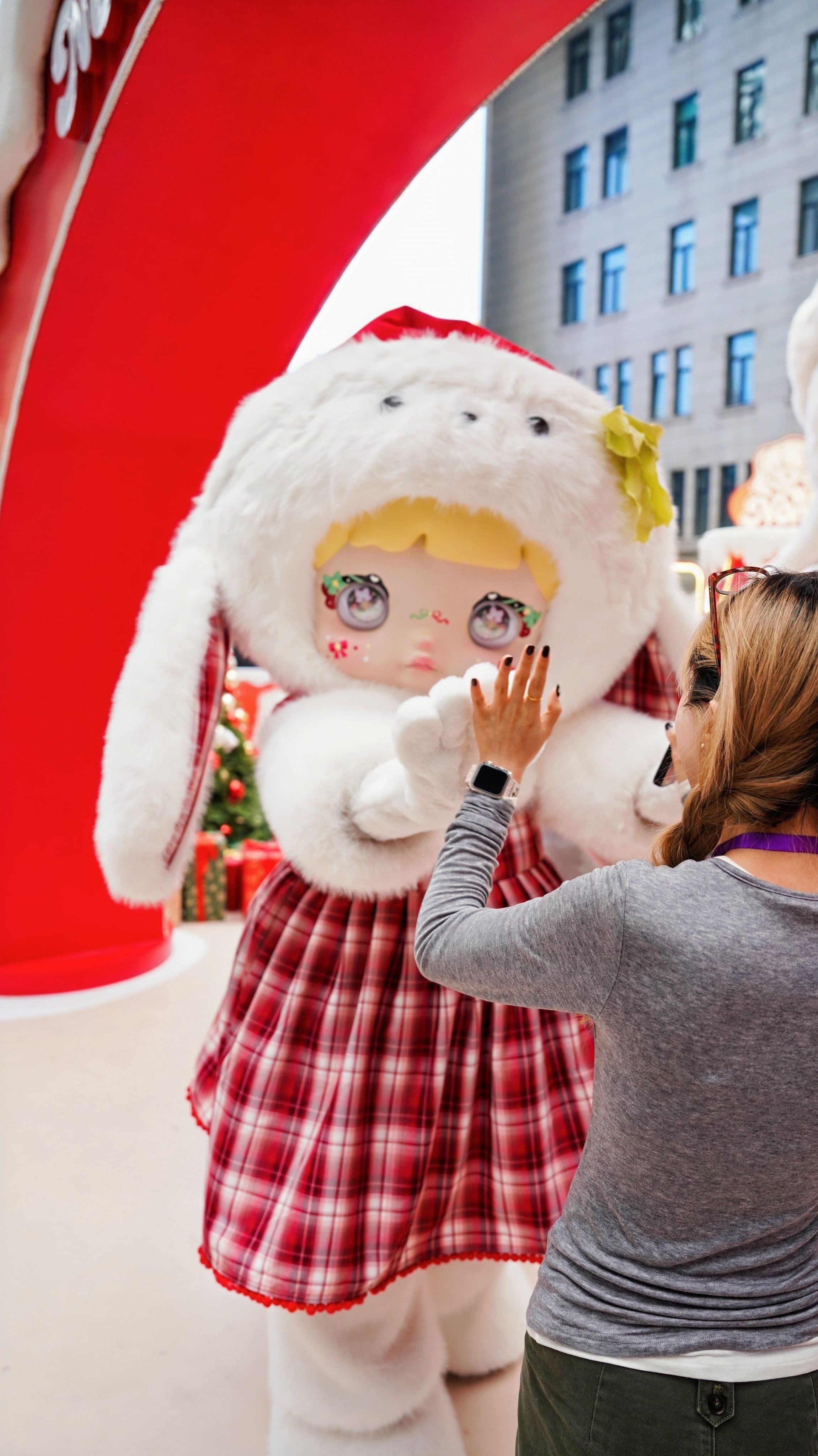 十二月的上海到处是奇迹上海又到了一年中最幸福的时刻好有冬日节日氛围的打卡圣地啊！