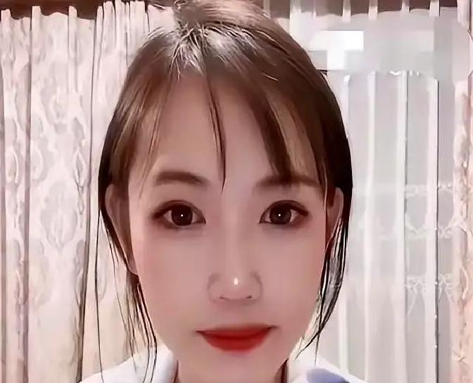 最狠的“报复”，是把自己活成对方高攀不起的样子。王宝强用15亿票房，给当年那场