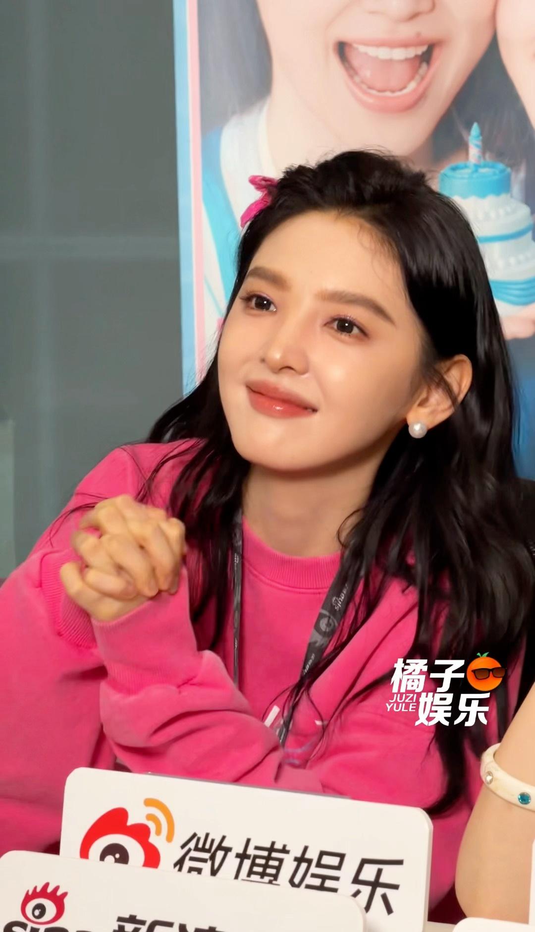 看到此女这张美脸我将原谅全世界…章若楠想你了扫楼生频章若楠的美是客观的​