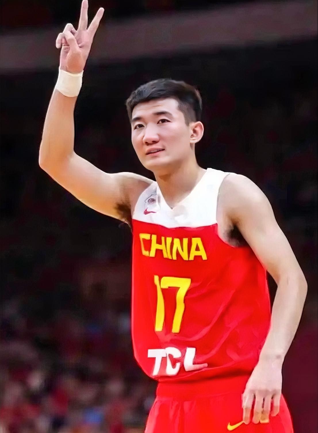 今年男篮亚洲杯，孙铭徽肯定能重返国家队！孙铭徽本赛季，无论是常规赛还是季后赛，