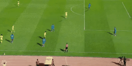 还能怎么喂，这种球已经塞到嘴里了，C罗还是错失机会了！不过，有一说一，C罗这球