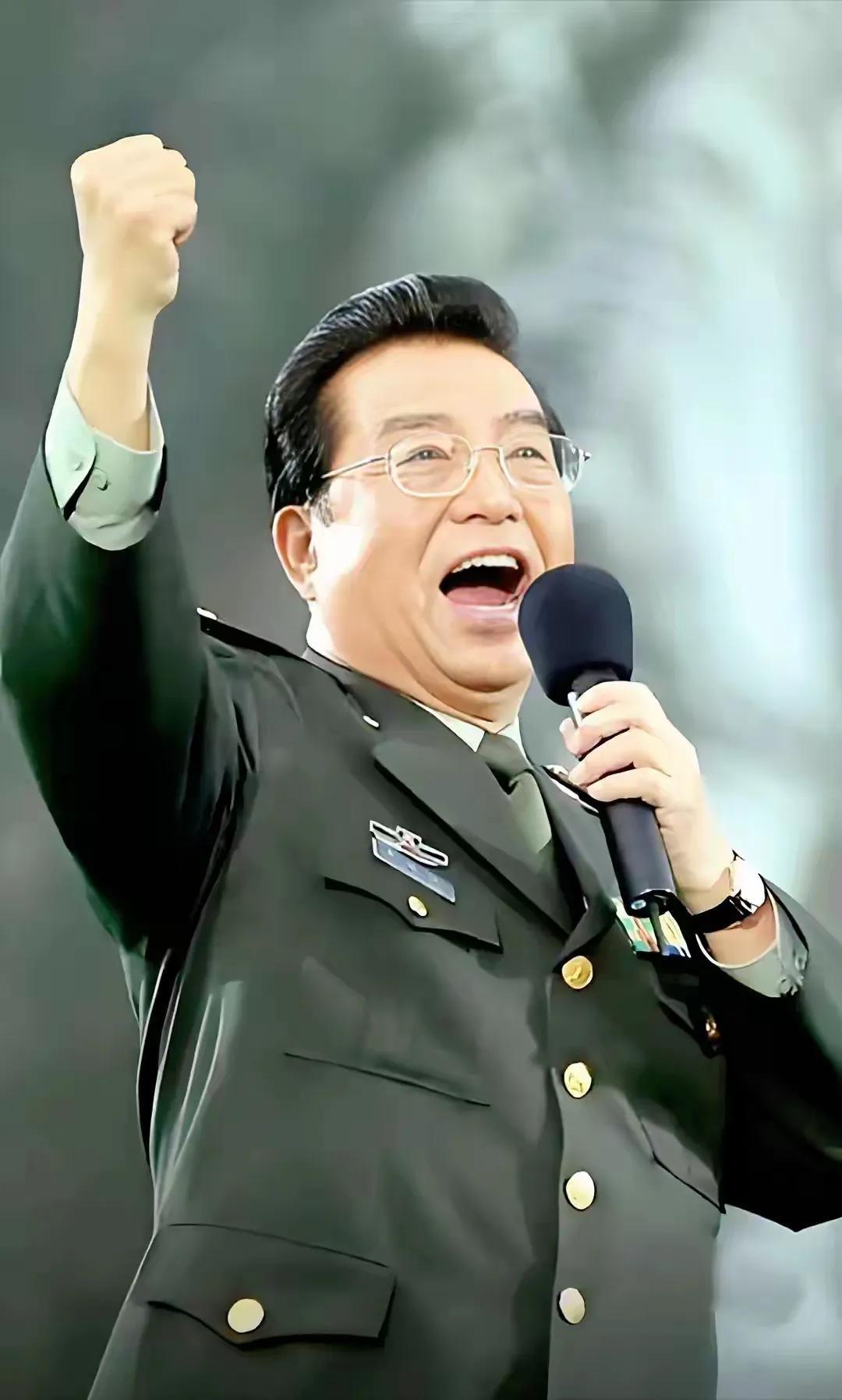 德艺双馨李双江，因为儿子陷入自责，岳母的泪水自责让他羞愧难当李双江最近谈及家事