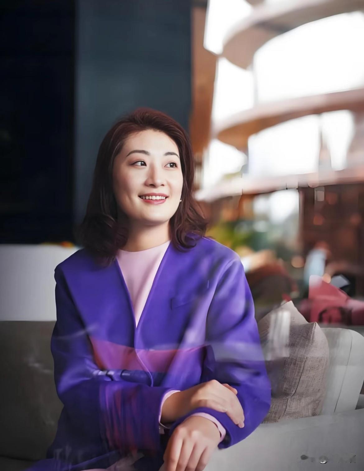 宗馥莉哪里是不近人情，她明明是商界女性的清醒标杆！顶着“娃哈哈公主”的头衔