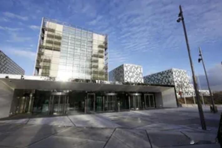 国际刑事法院的受害者首席法律顾问已就《检察官诉罗德里戈·罗亚·杜特尔特》一案提交