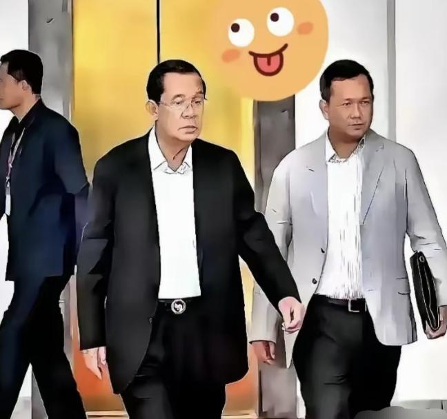 中国突然宣布了今年对柬埔寨不再批新的优惠贷款，一分钱都没有，过去那种便宜利息、