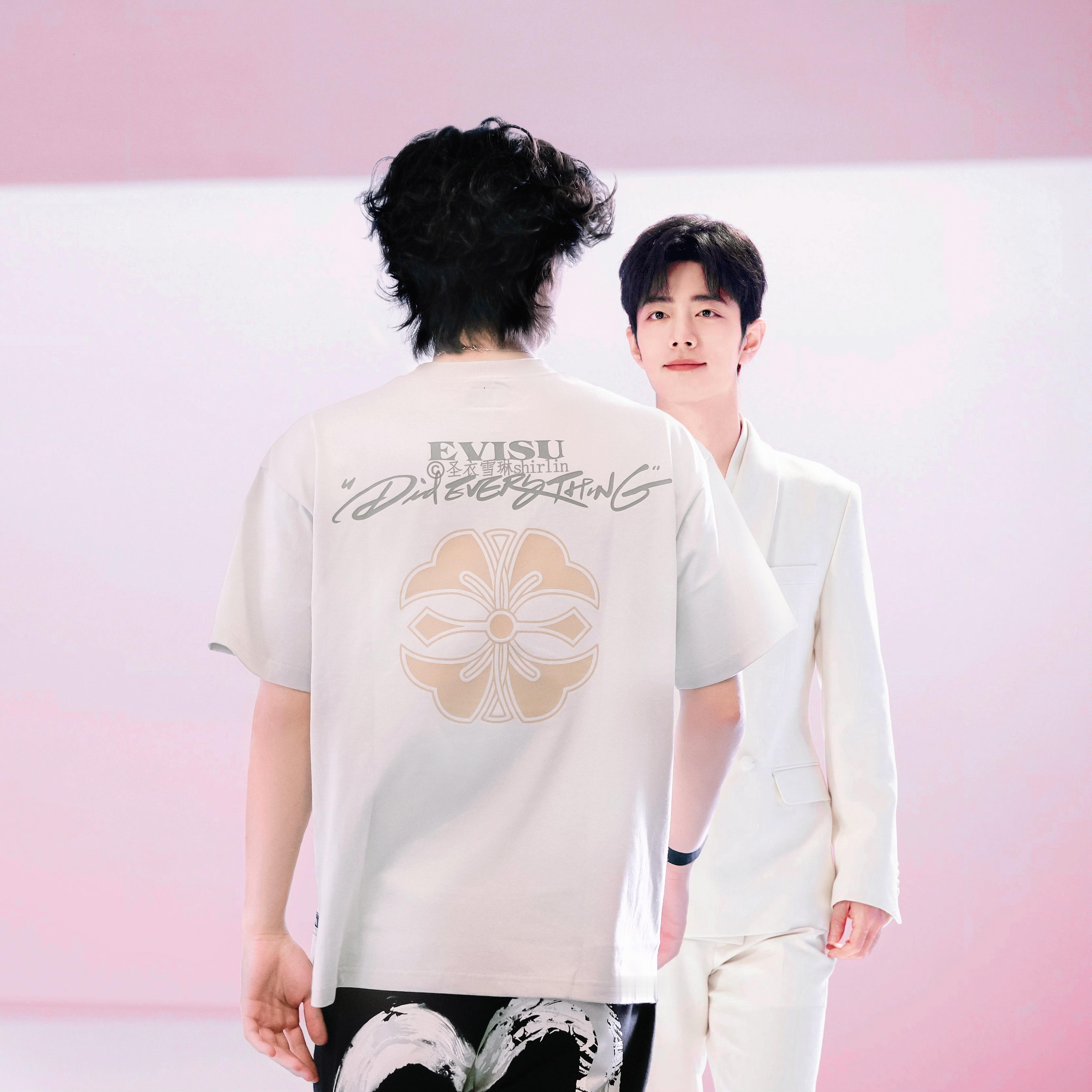 博君一肖85号摄影师小王和lp大人双向奔赴的美好📷喜欢的来互动吧博君