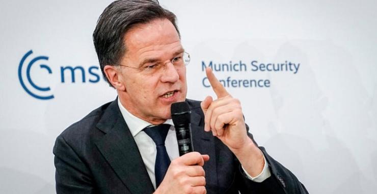 北约秘书长马克·吕特在与美国总统特朗普会晤后接受CNN采访时承认，特朗普对北约盟