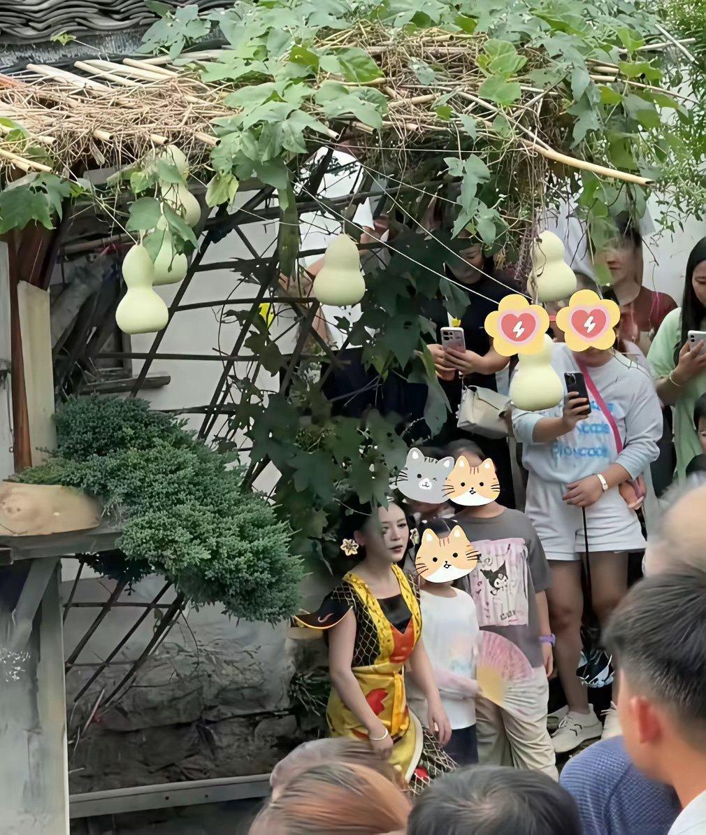 “葫芦娃爷爷”最终还是把葫芦全剪了！看完你就知道为什么了…​​​