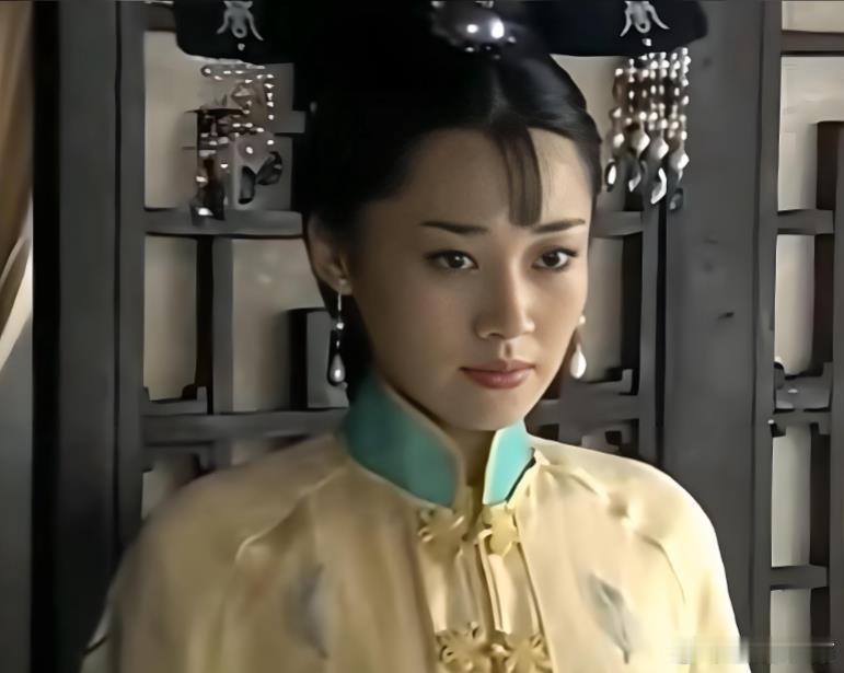 清朝在沈阳的太庙供奉的到底是什么？有网友说这玩意看着像一张床原来空荡荡的，跪拜的