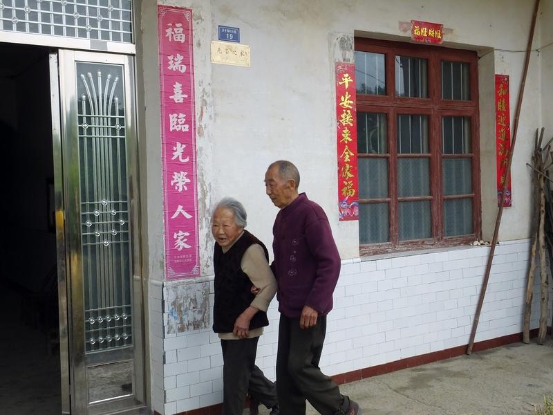 人老了最大的愿望，无非就那几样。健康长寿肯定是首要的，身体机能衰退，谁不想少受点