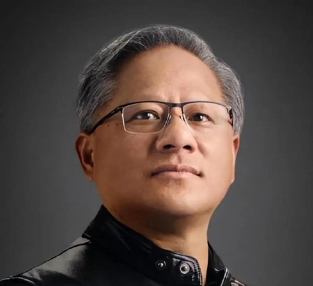 身价万亿的黄仁勋，公开说过一句话：“我扫过的厕所，比你们所有人加一起都多。”
