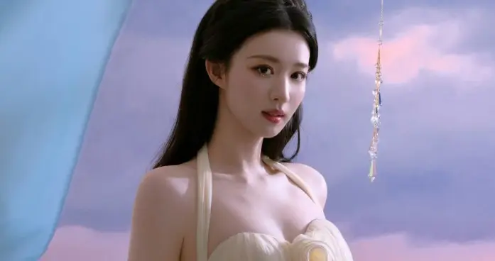 王楚然的身材线条, 老天爷追着喂饭吃的程度, 美得移不开眼!