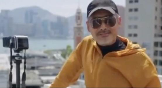 果然被我猜中了！如今香港演员日子不好过，周润发山顶豪宅4年无人接盘，影帝忍痛降价
