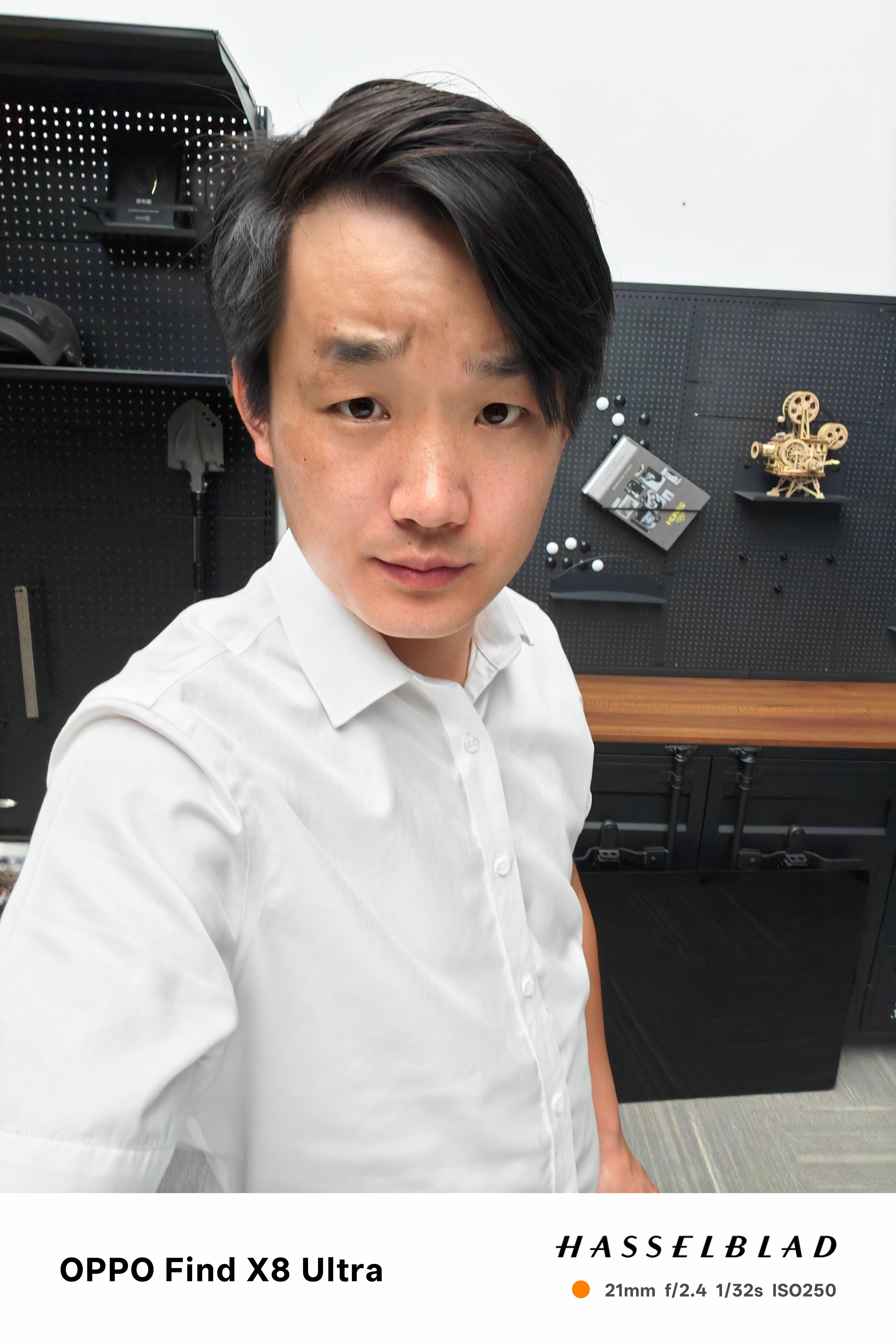 回家收一次麦，脸晒黑了，手机美颜都白不了😤​​​