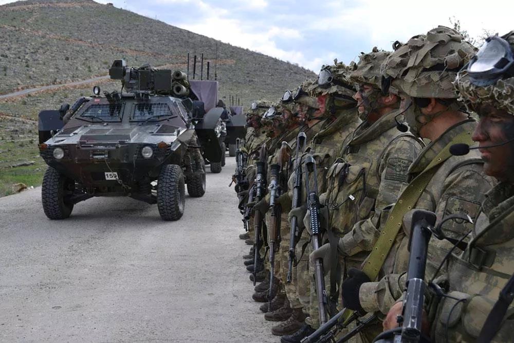 半岛电视台报道，当地时间10日，阿联酋国家安全顾问安瓦尔.加尔加什，当天在该国举