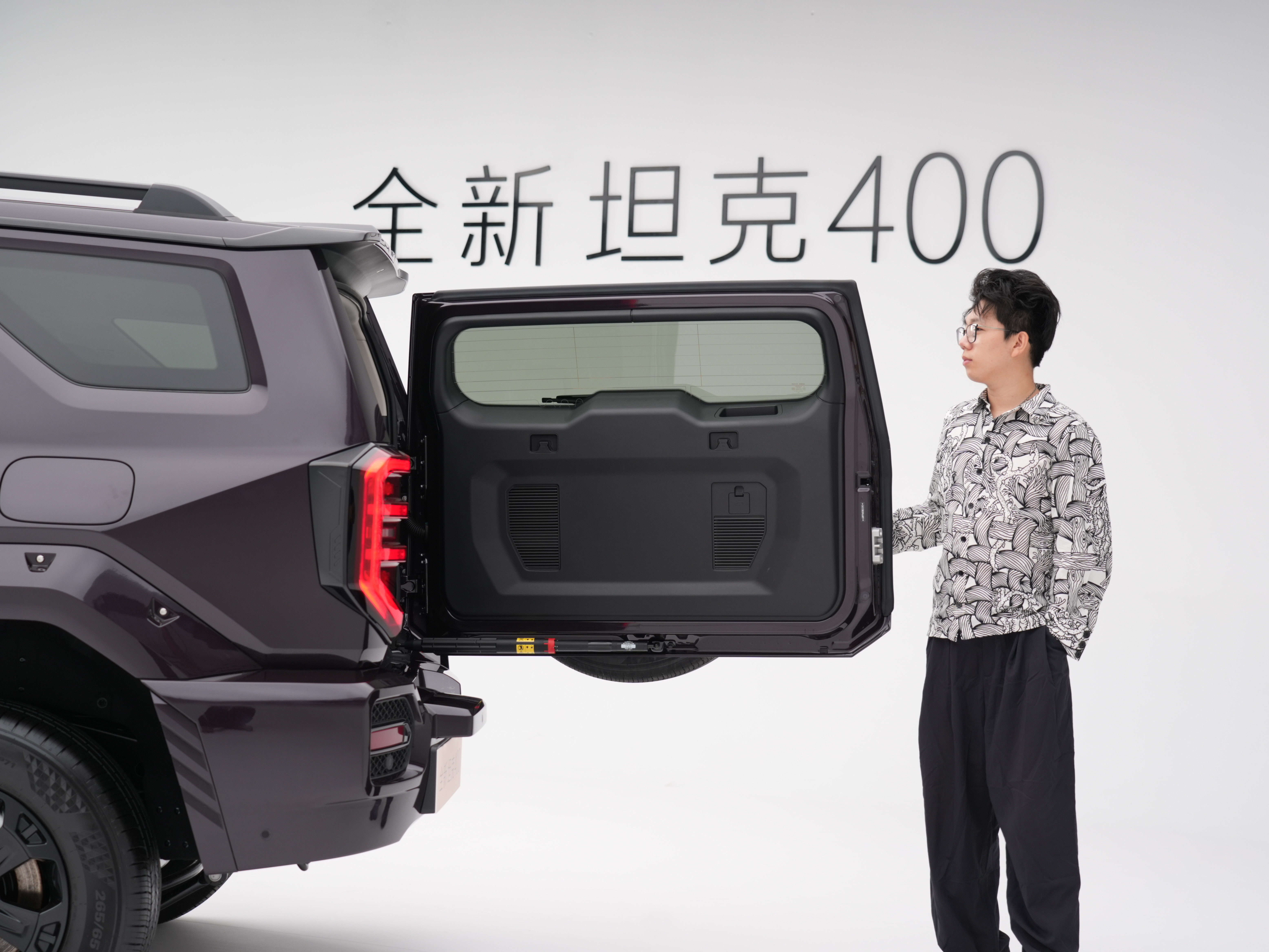 朋友说我完全不适合开坦克400。请问应该怎么回击？😡​​​