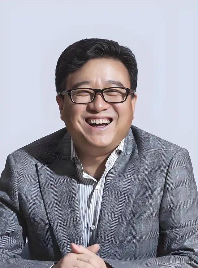 【丁磊的网易人生】丁磊的网易人生，简直就是一部传奇。他26岁创