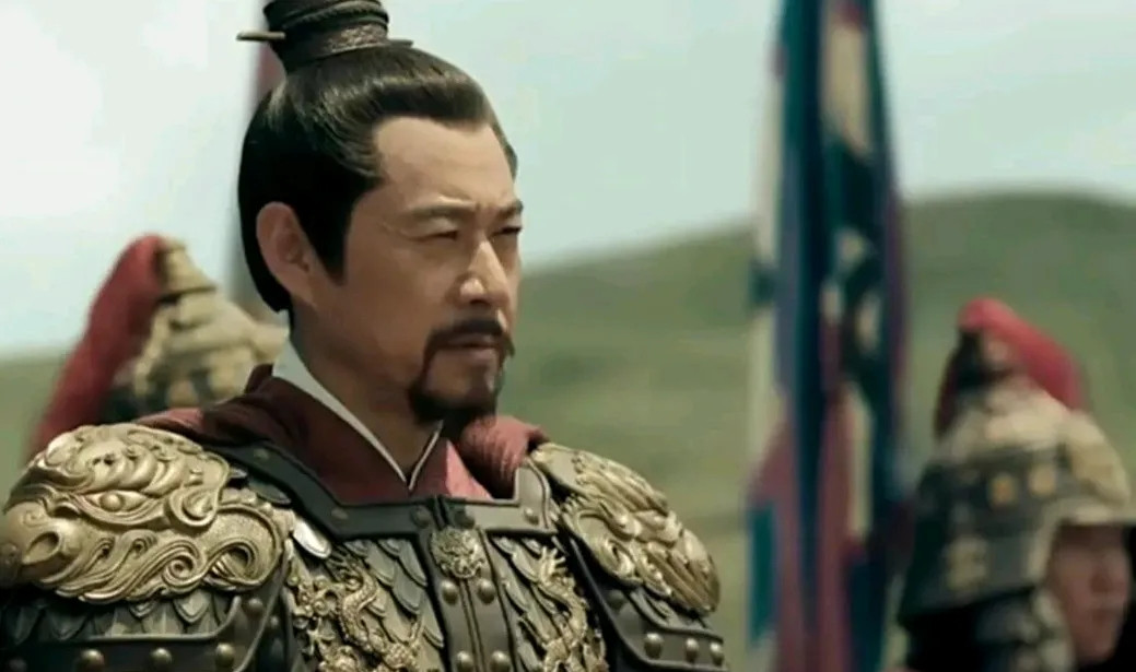 朱棣称帝后，小舅子徐辉祖拒绝臣服，将自己关在祠堂，跪在父亲徐达牌位前哭泣。朱棣大
