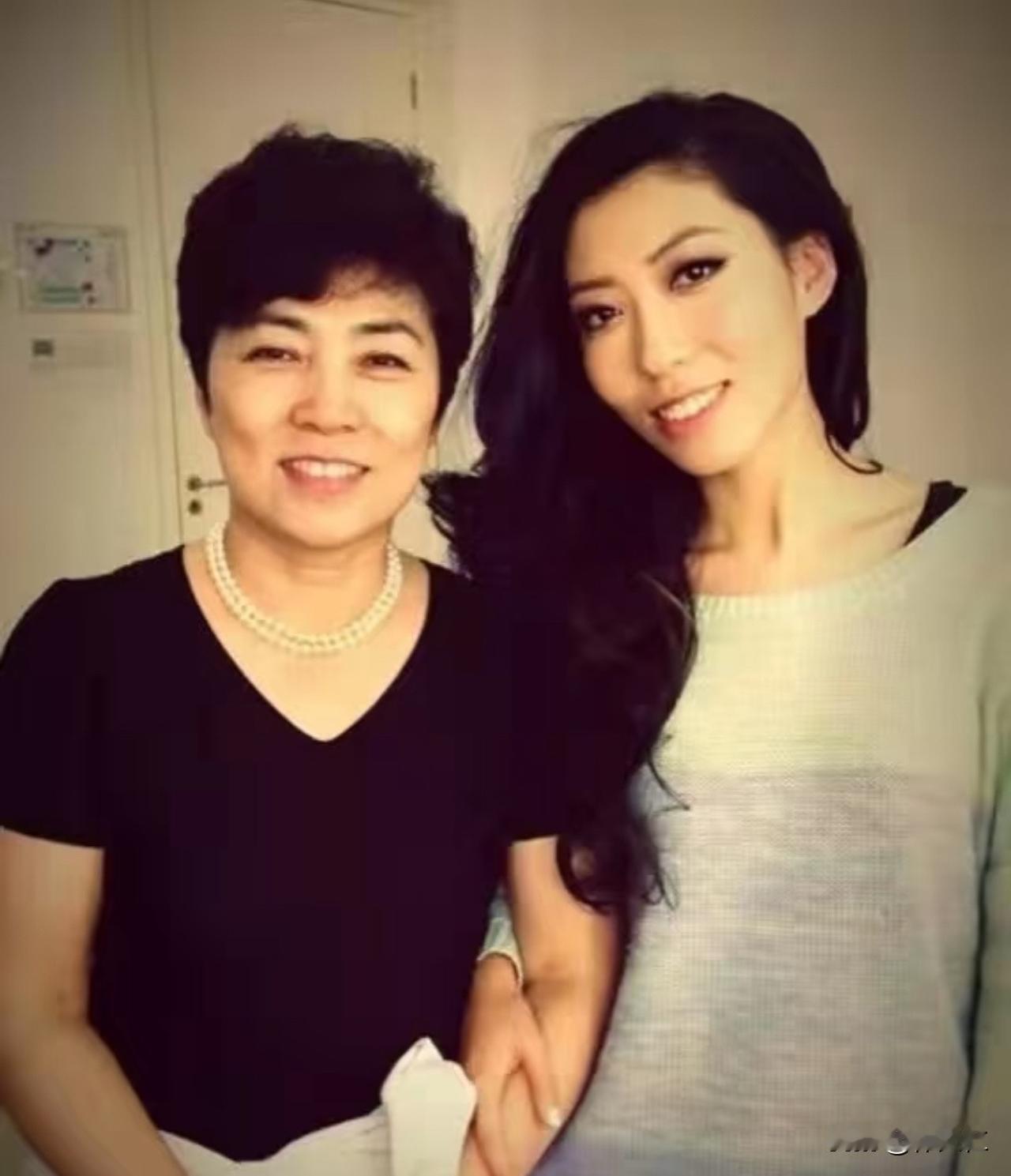 一、欠费核心事实曲婉婷名下哈尔滨市道里区房产拖欠2015-2017年、2019