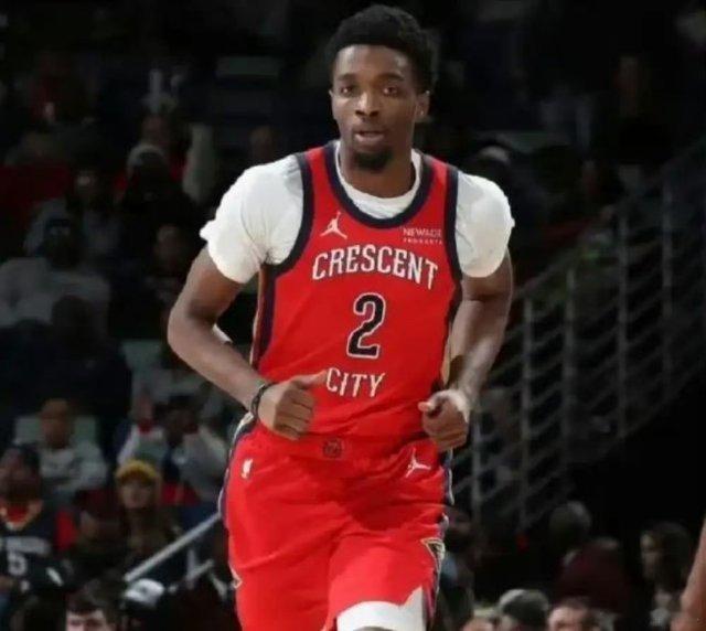 NBA消息，休斯敦火箭队管理层近日正积极运行中期交易1、火箭正协商与步行者交易火