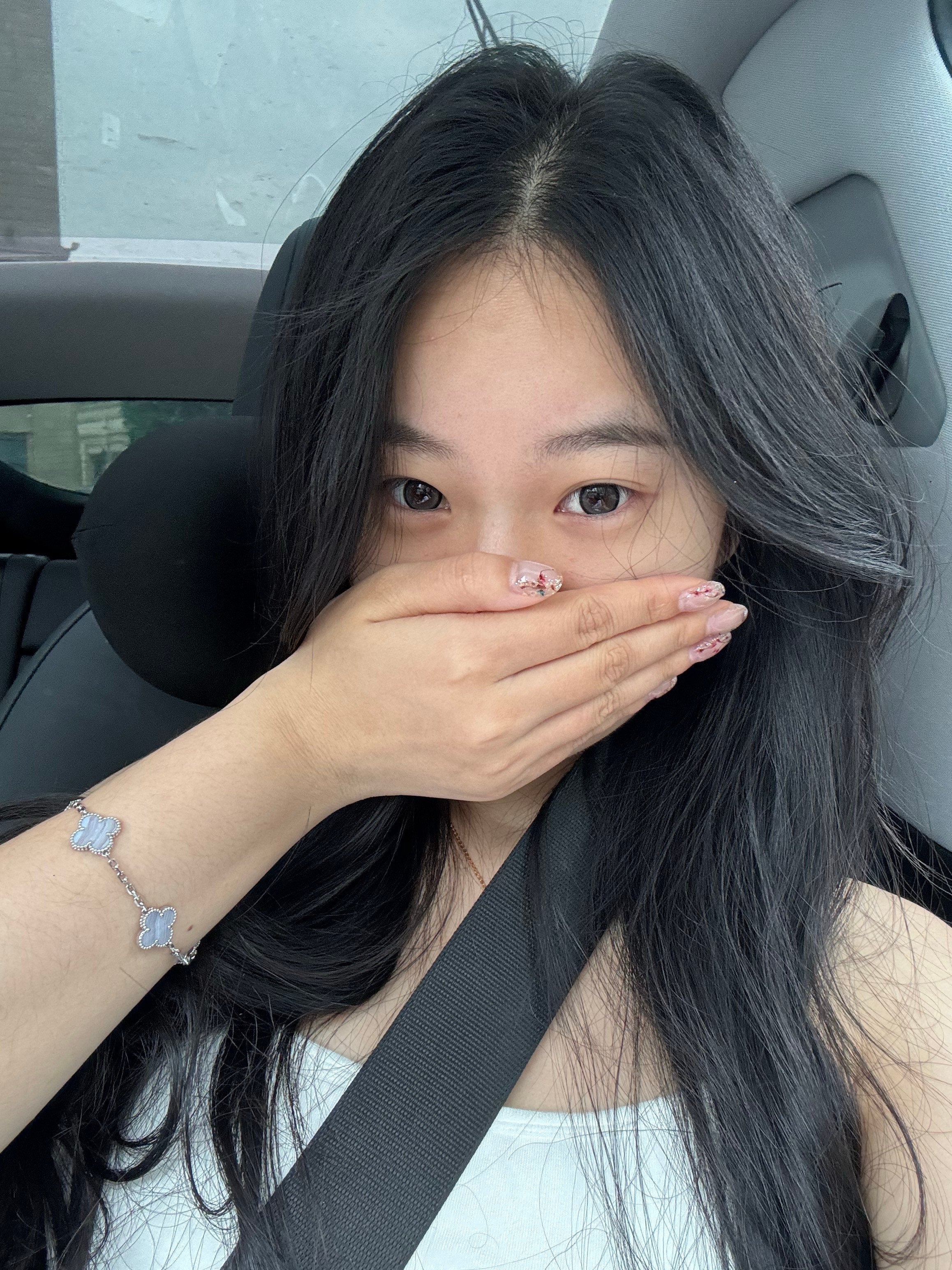 阴天☁️我要去吃迪拜巧克力开心果冰淇淋！