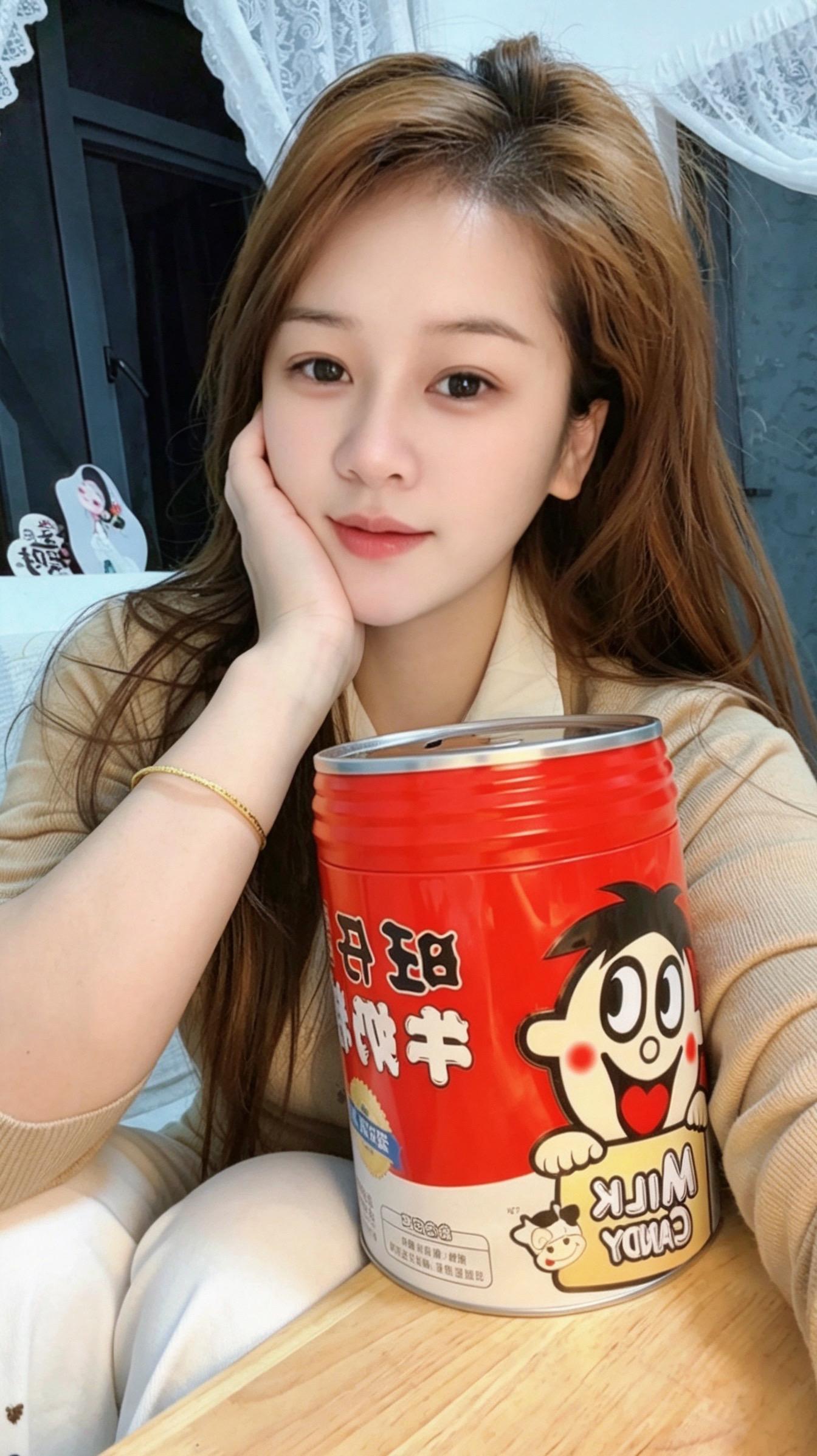 一觉睡到现在美团叫了一瓶最大的旺仔牛奶糖🍬