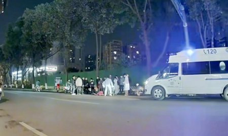 大二女生骑车被宠物狗绊倒 颅内出血紧急手术