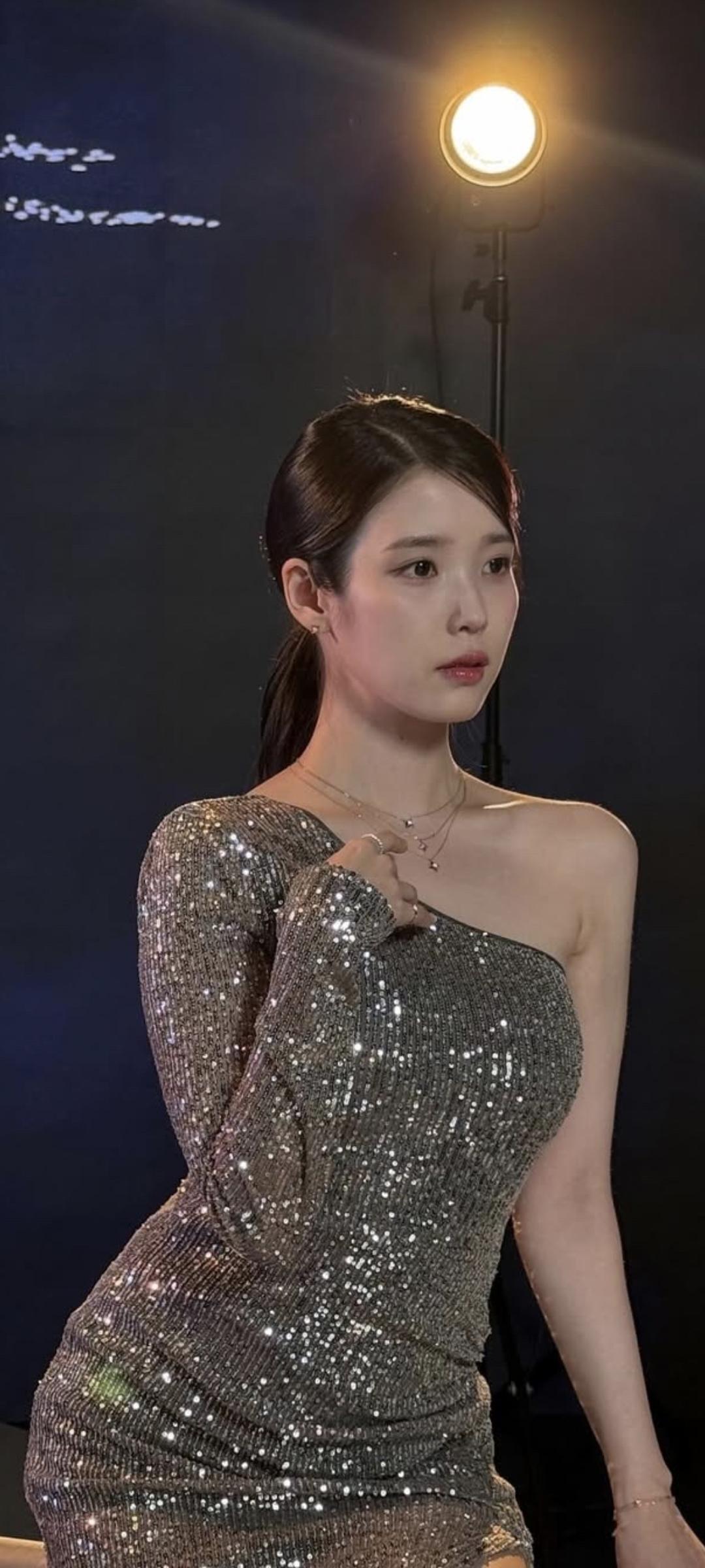 美丽的IU