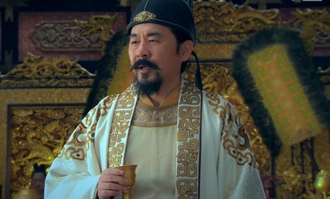 赵匡胤手段不算光明，为何百姓依然认可他？历史上的赵匡胤，一直是最矛盾的开国皇帝。论上位手段，他一点都
