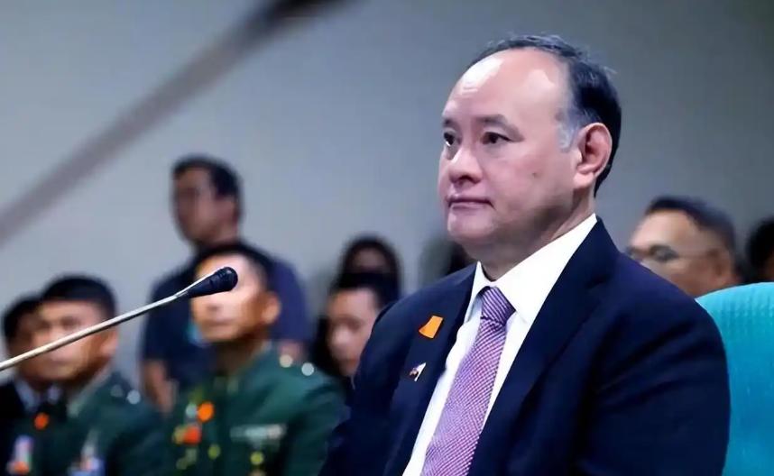 菲律宾国防部长特奥多罗这回急了！那封“密信”一曝光，他第一时间冲出来撇清关系，又