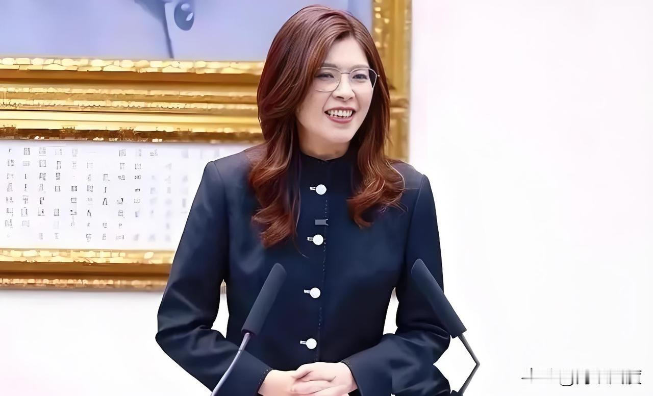 郑丽文下午中常会发表谈会，军购案、彰化提名一次性解决？媒体挤爆党部！今天下午