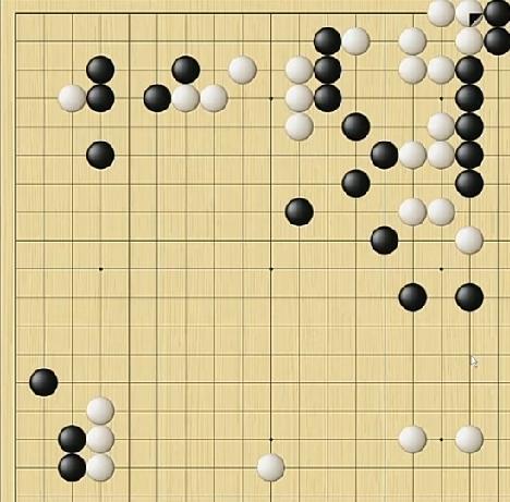 党毅飞一手虎，棋盘塌了。右上角没活明白，白棋直接被掏空。辜梓豪不慌不忙一“团