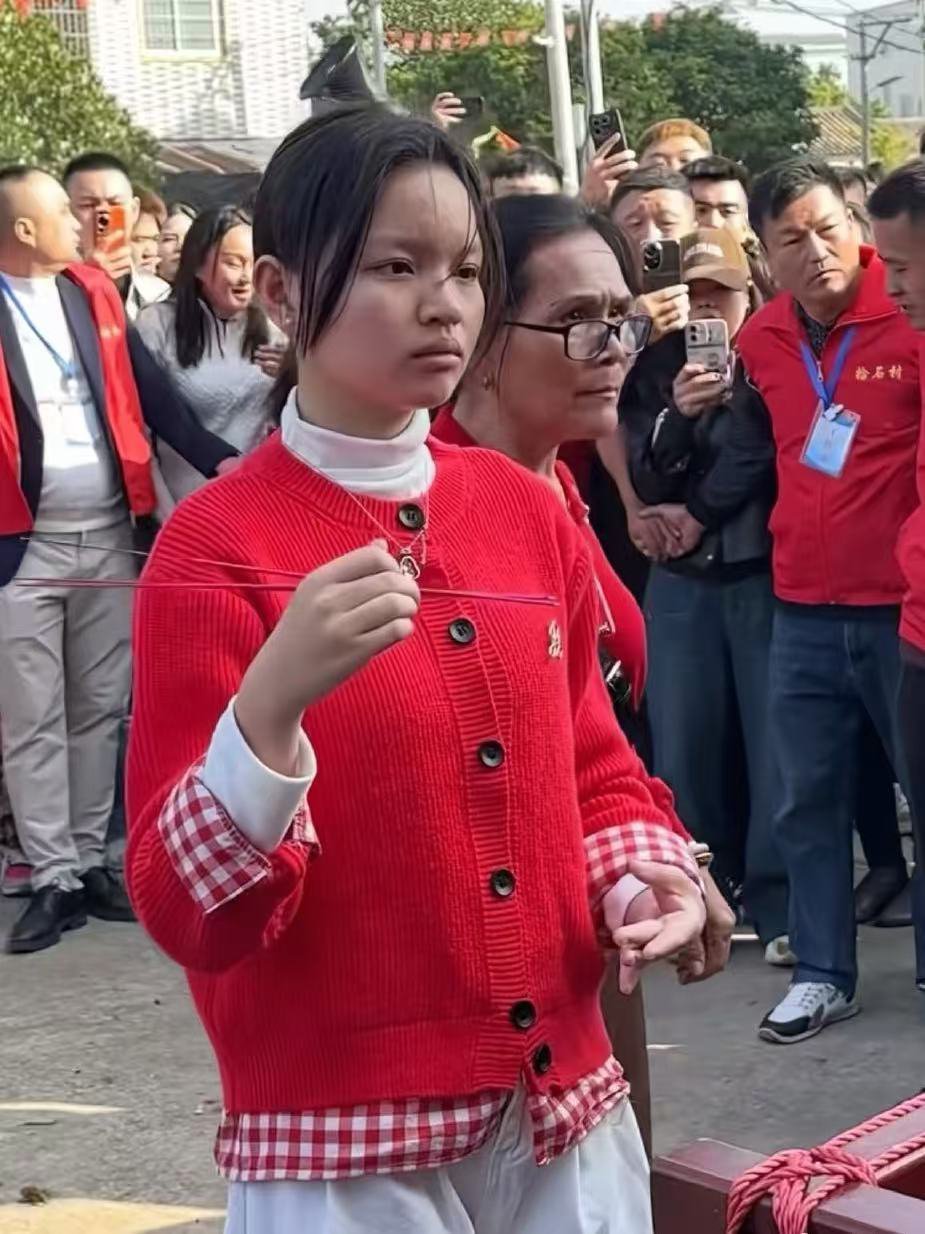 先不说涨粉多少，我第一眼看到的是咋漂亮这么多~~