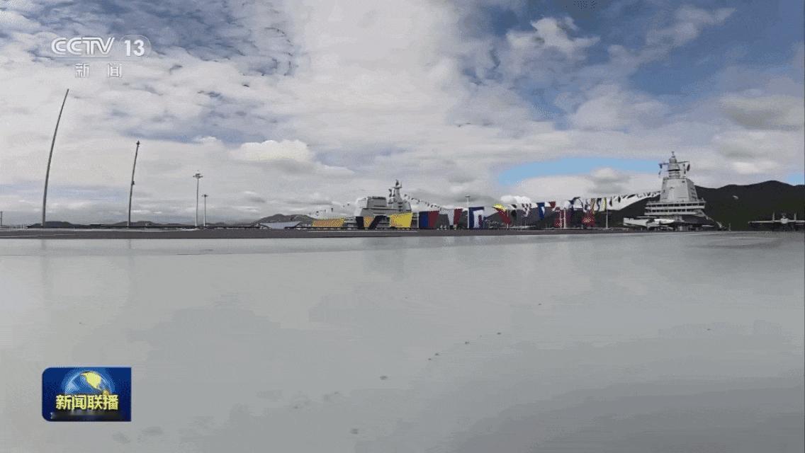 【福建舰上的电磁弹射器】图中这个速度没有经过任何编辑加速（可观察背后飘动的旗帜）