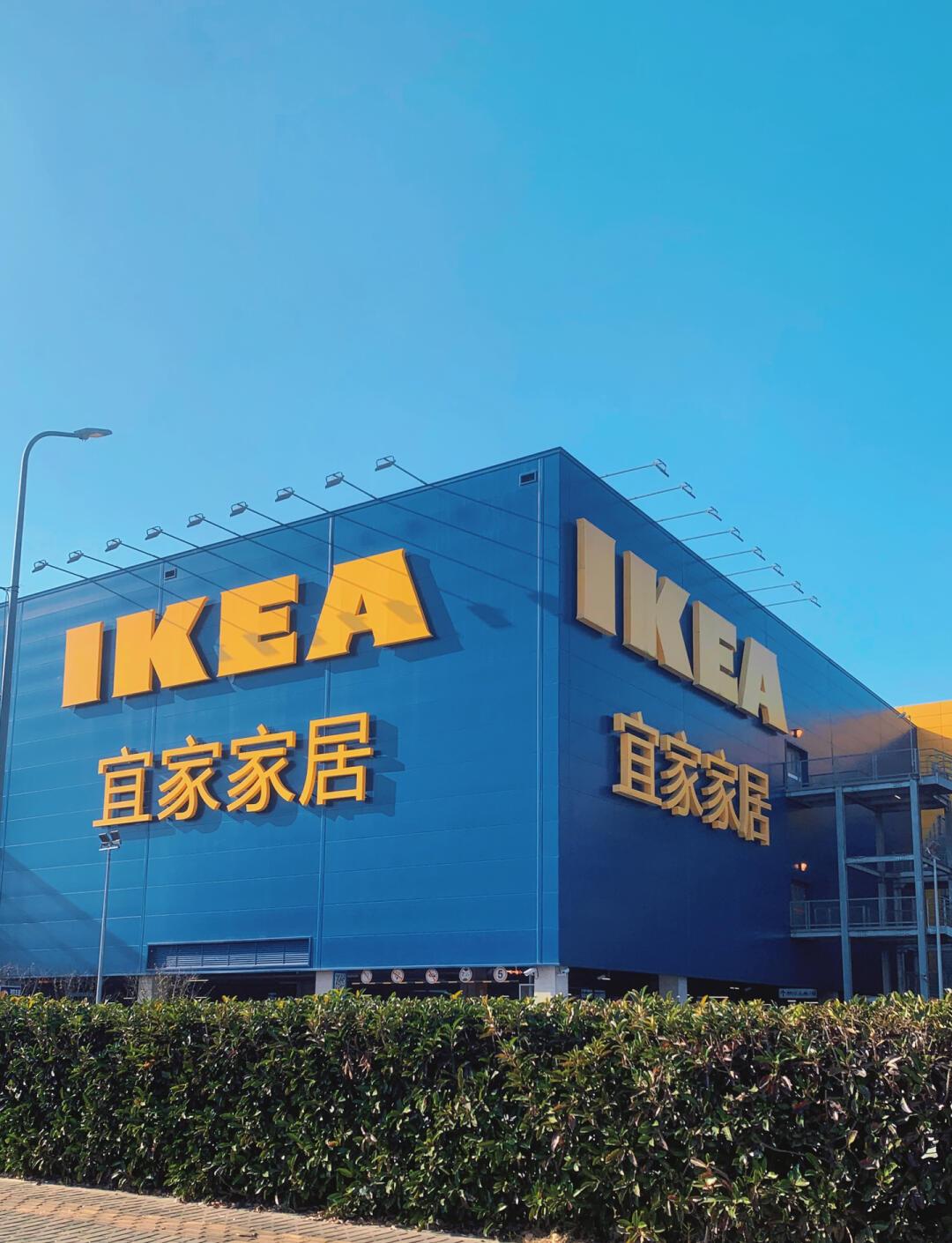 一位身价千亿的老爷爷告诉我：“电子商务已经接近尾声，未来实体将在全国逆袭！如果我