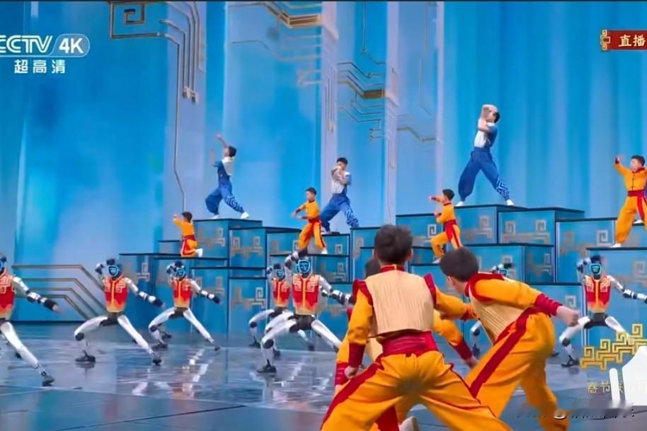 今年的春晚好不好我真不敢说，但这器人是真给我看懵了。动作流畅到像开了倍速！宇