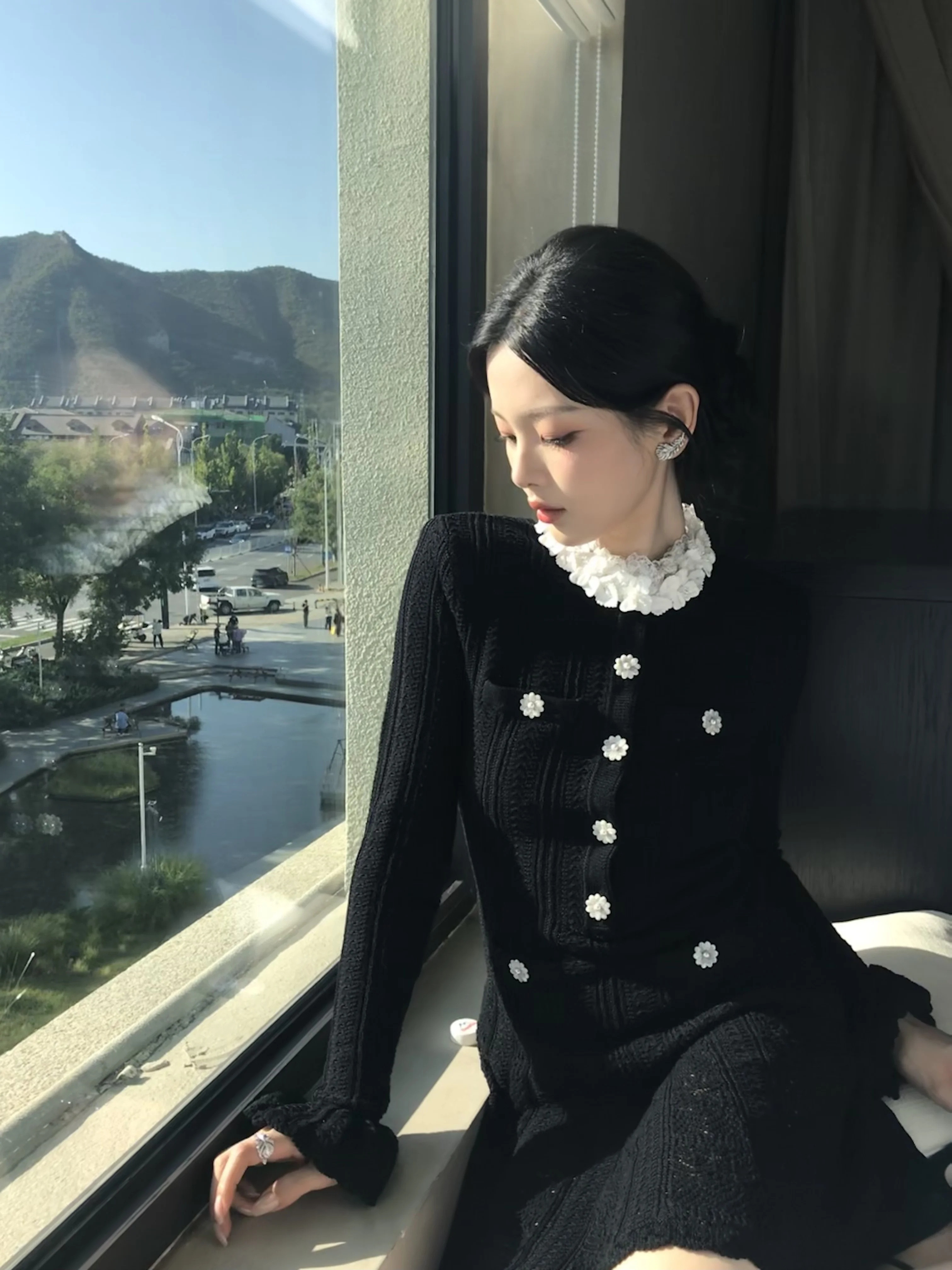 杨超越🍠更新6P‖20260928“在阳光下闪闪发光✨”阳光好心情好～​​​