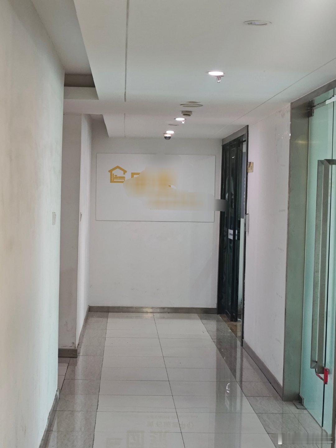 现在的人心眼子咋这么多啊可惜骗不到我哈哈哈这个中介上个月就给我妈打电话了