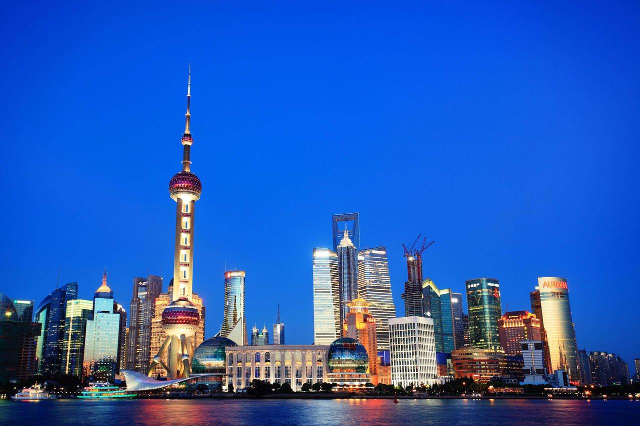 上海2026年的财政预算出炉！上海是城市财政的领跑者，在2025年其财政站上