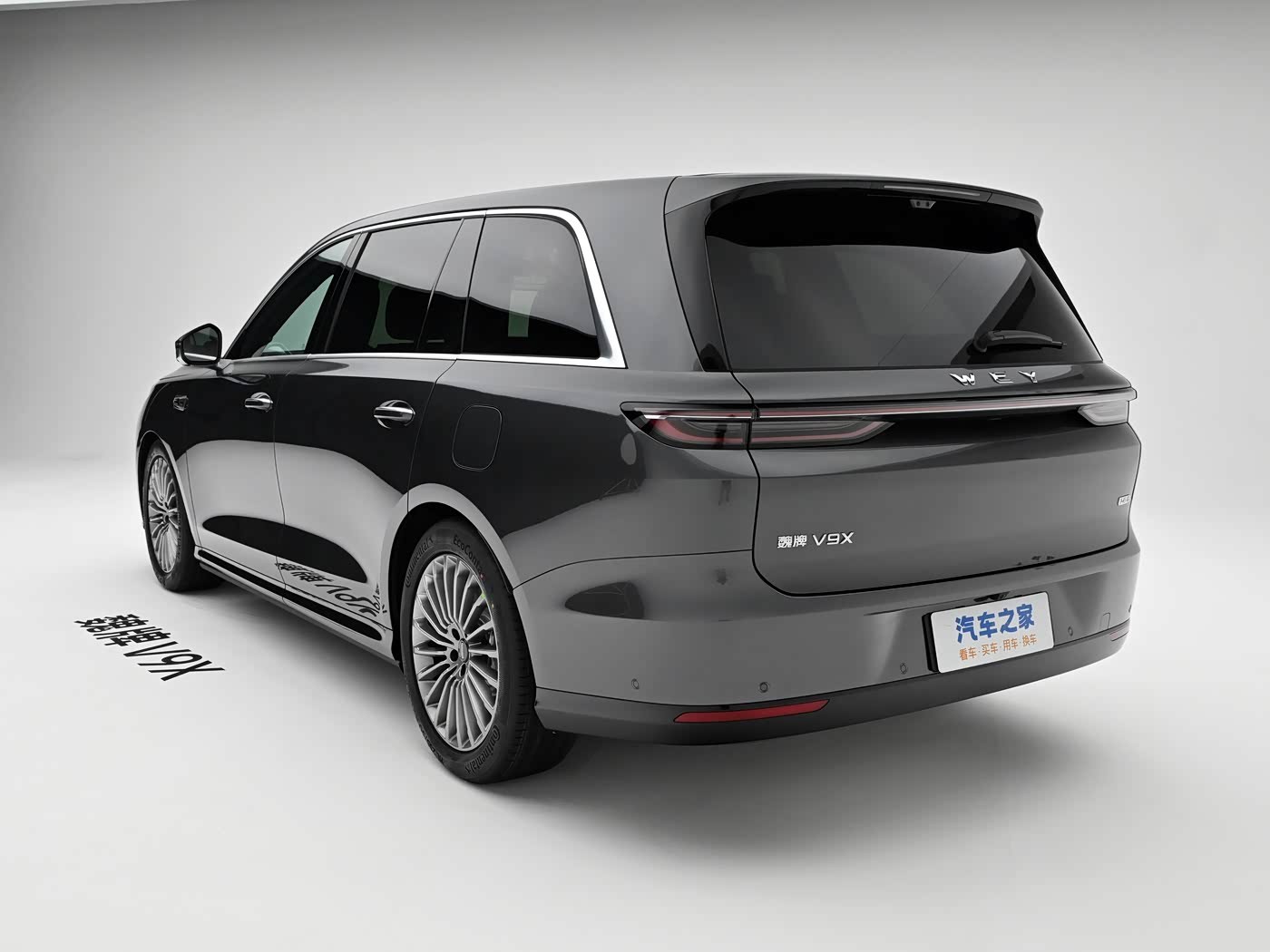 新车WEY的车怎么永远看着不顺眼呢，不论最早的VV7，还是现在卖的还行的MPV
